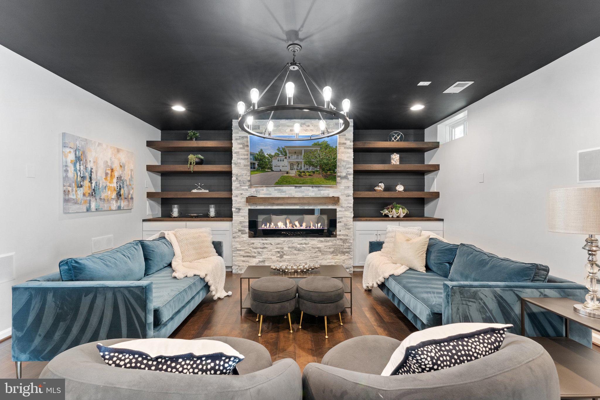 GROVE AT WILLOWSFORD - Residential