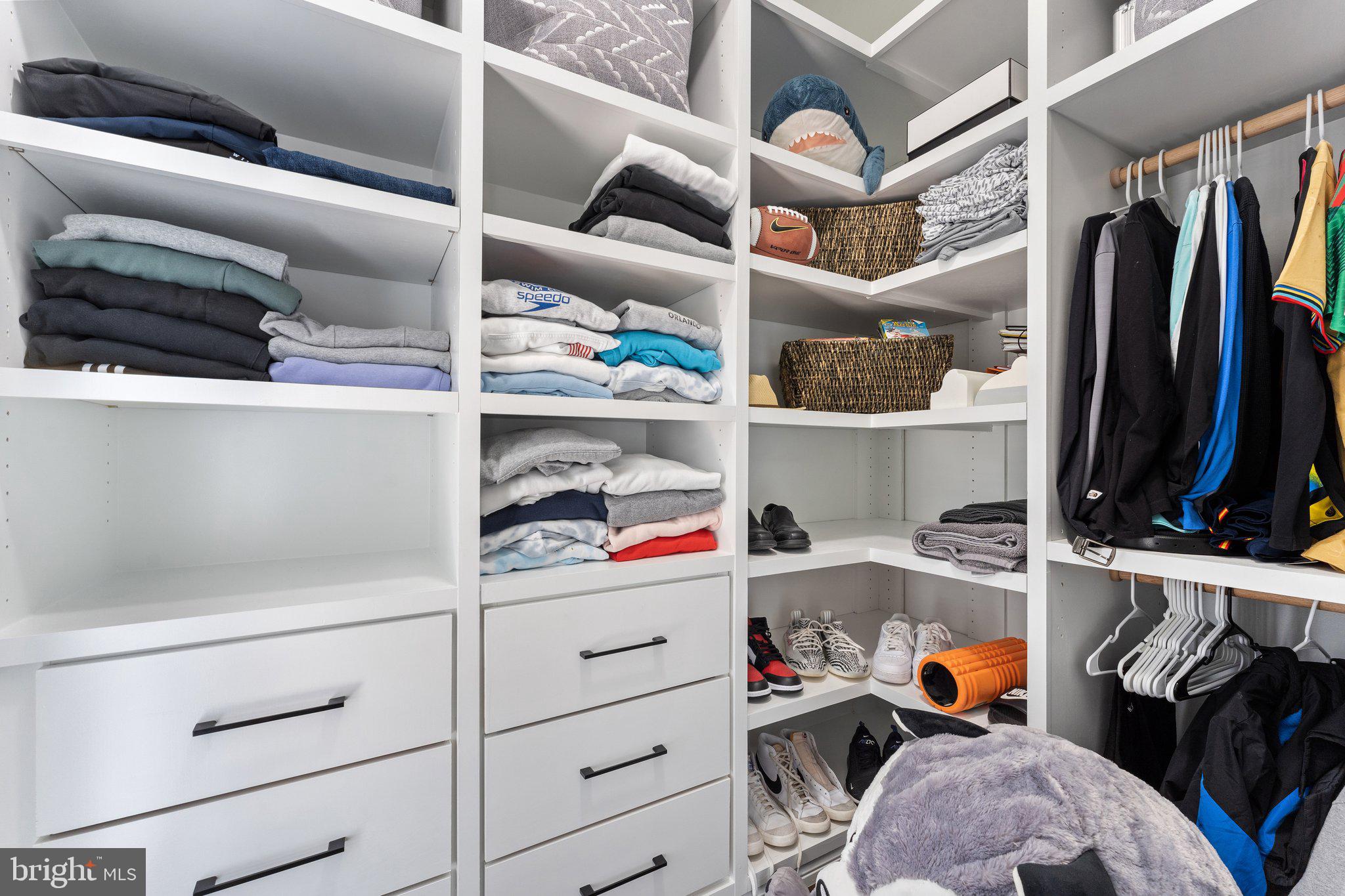 GROVE AT WILLOWSFORD - Residential