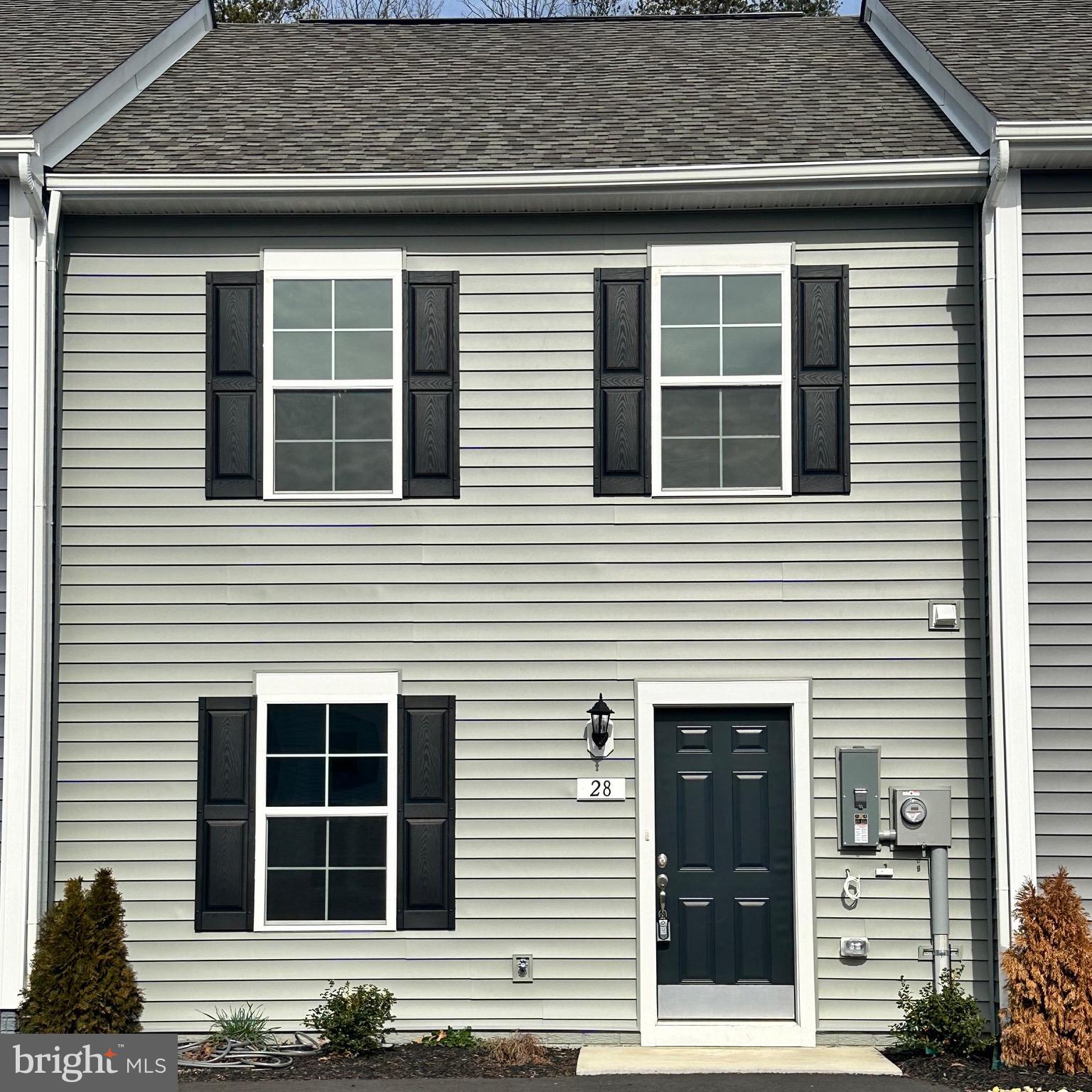 WHISPERING PINES - Residential