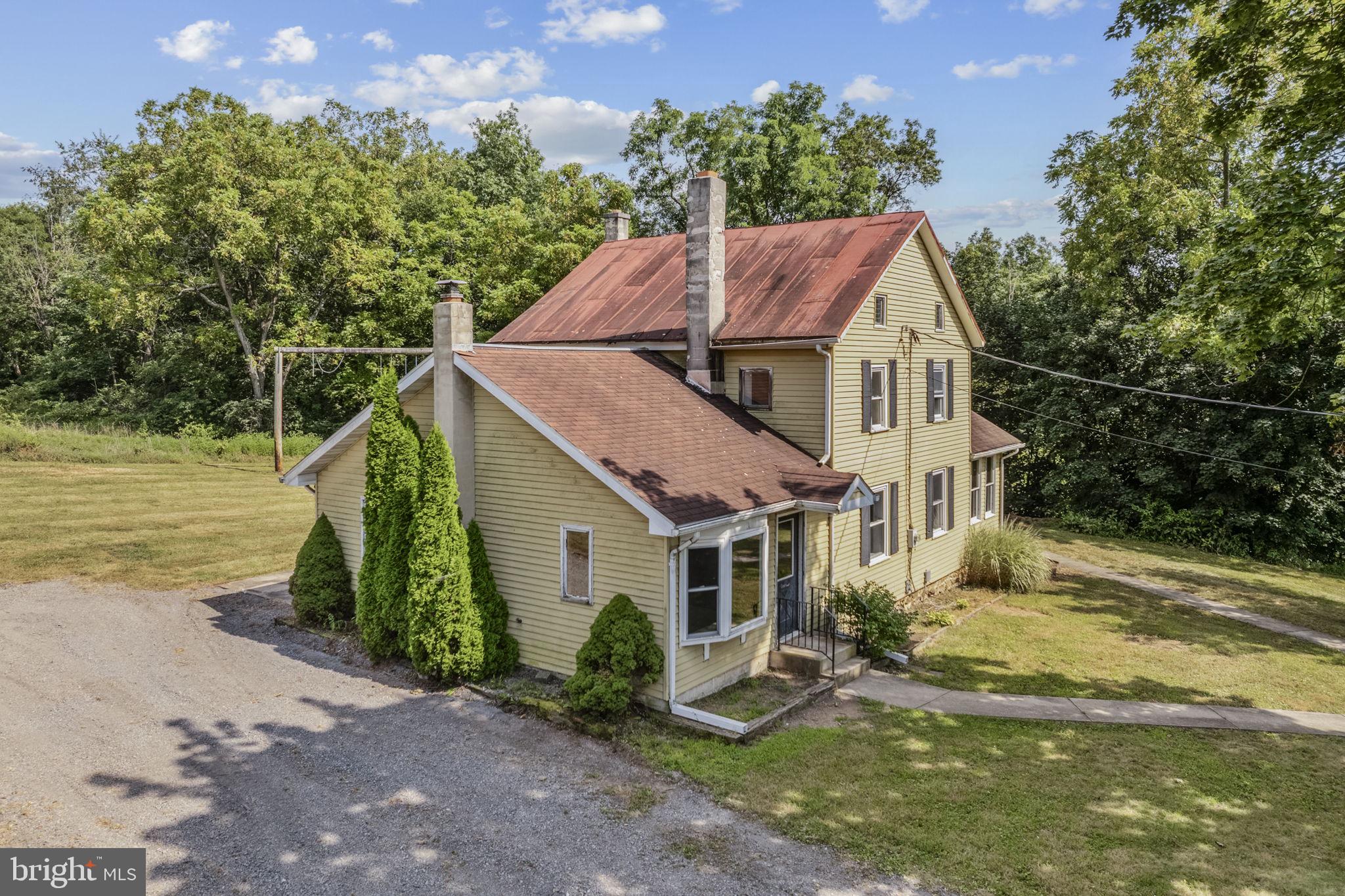 711 LITTLE MT ROAD
