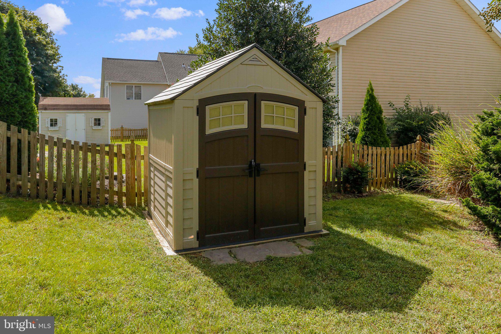 GREENFIELD - Residential Lease