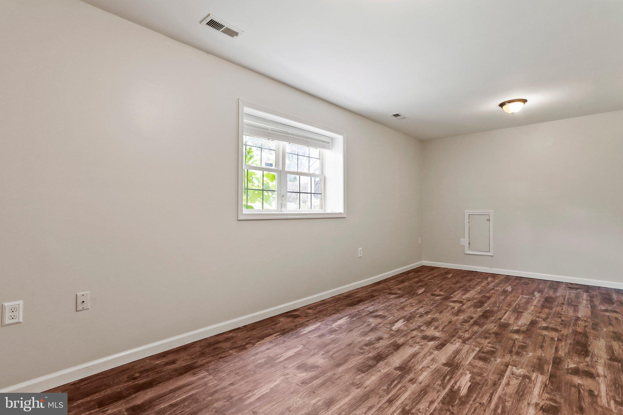 GREENFIELD - Residential Lease