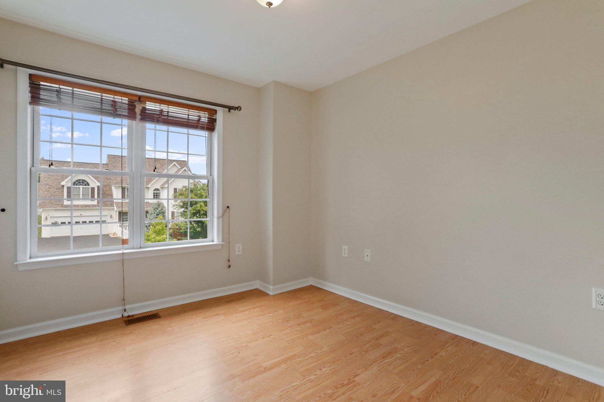 GREENFIELD - Residential Lease