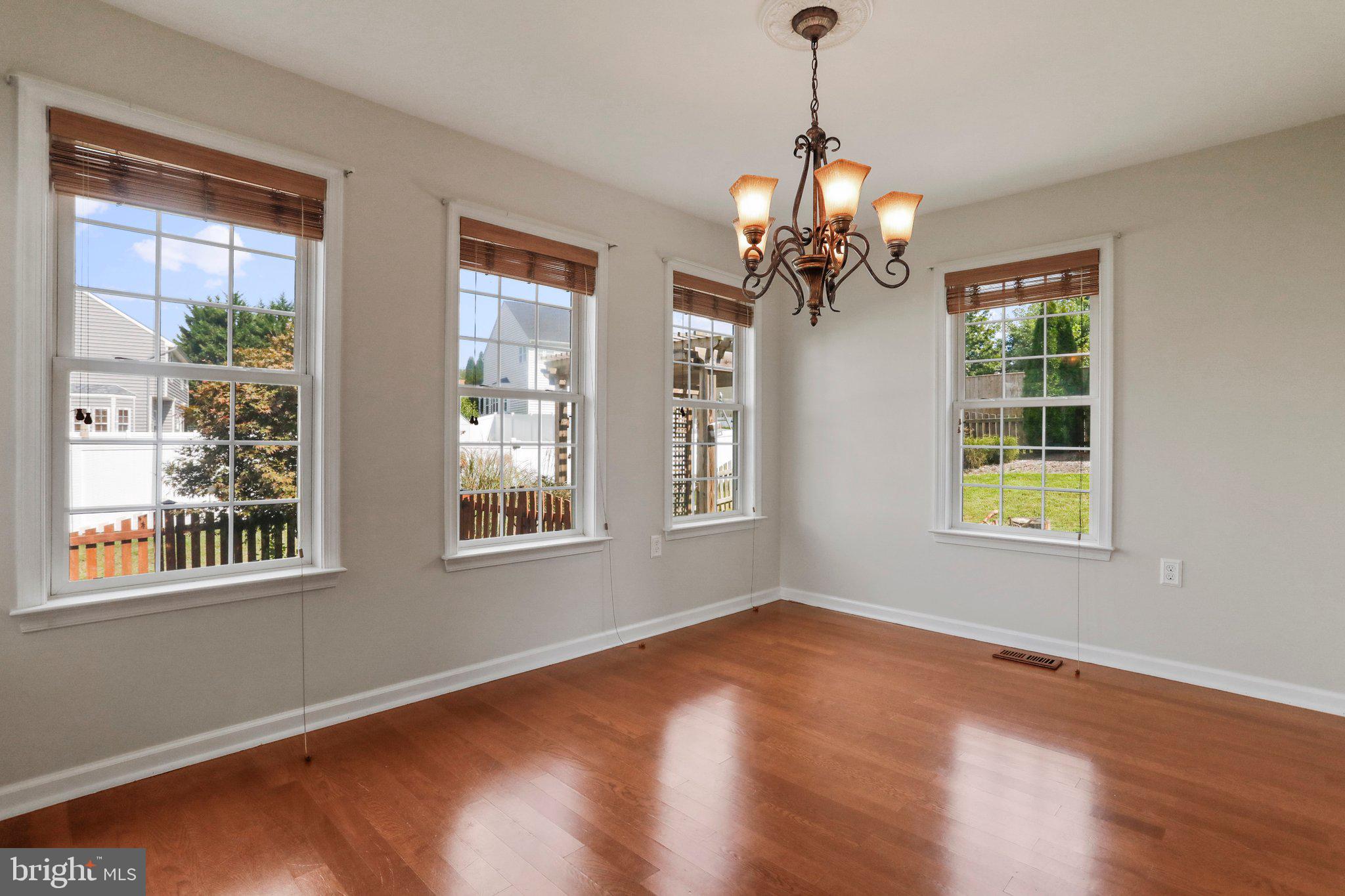 GREENFIELD - Residential Lease