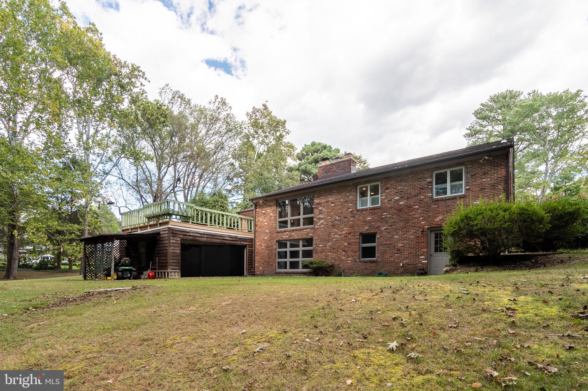 SPRINGFIELD FARMS - Residential