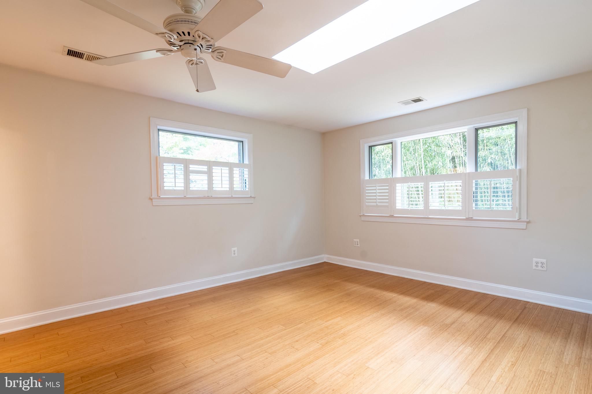 SPRINGFIELD FARMS - Residential