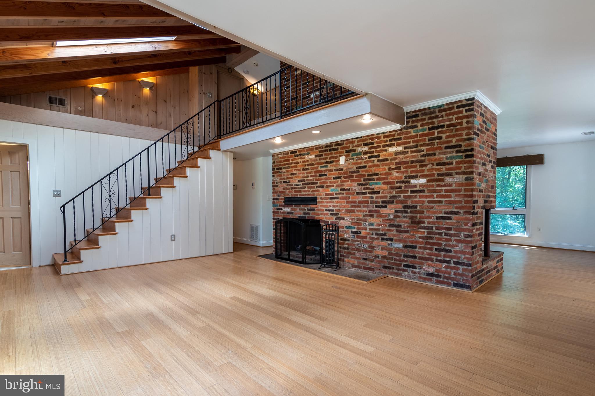 SPRINGFIELD FARMS - Residential