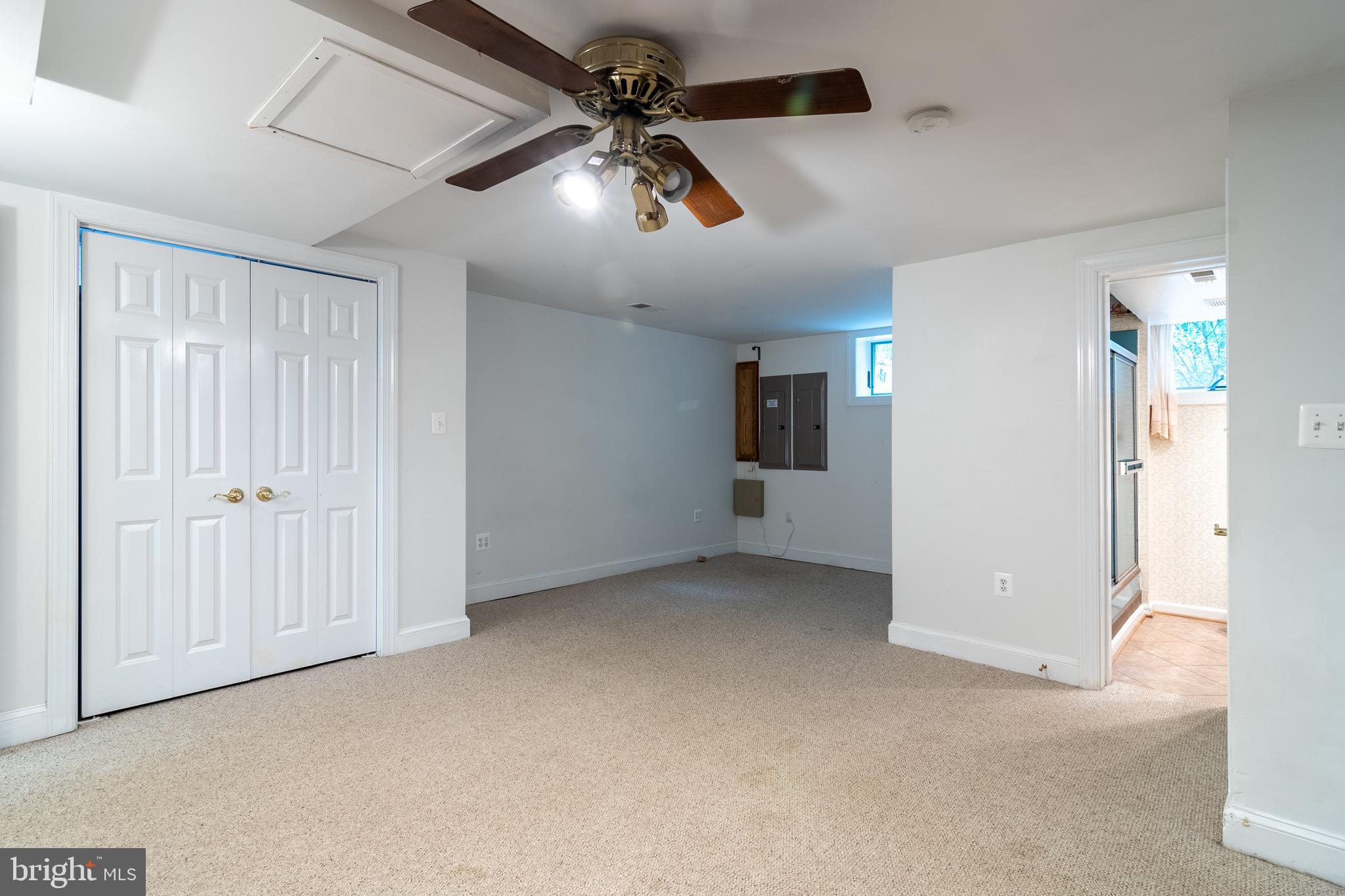 SPRINGFIELD FARMS - Residential