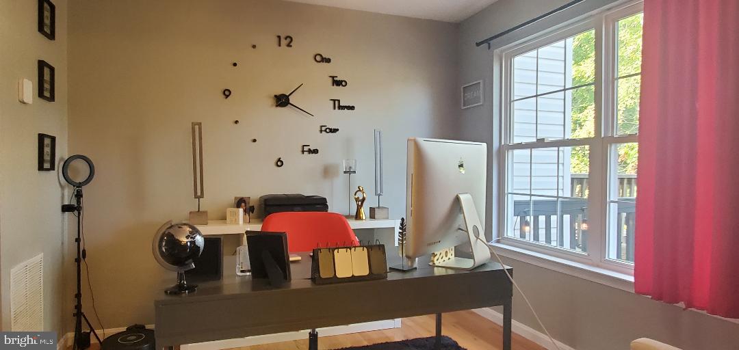 TEMPLE PLAZA-PLAT 1> - Residential Lease