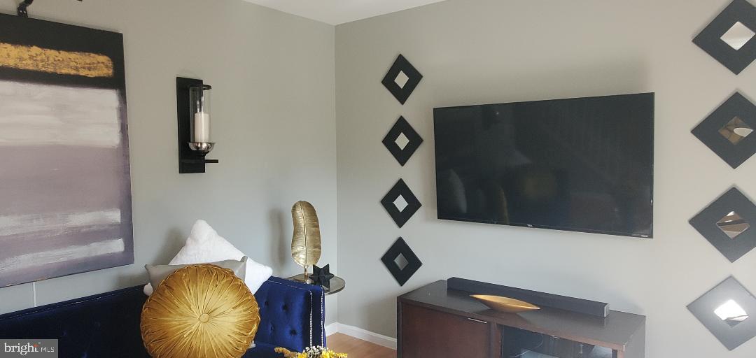 TEMPLE PLAZA-PLAT 1> - Residential Lease