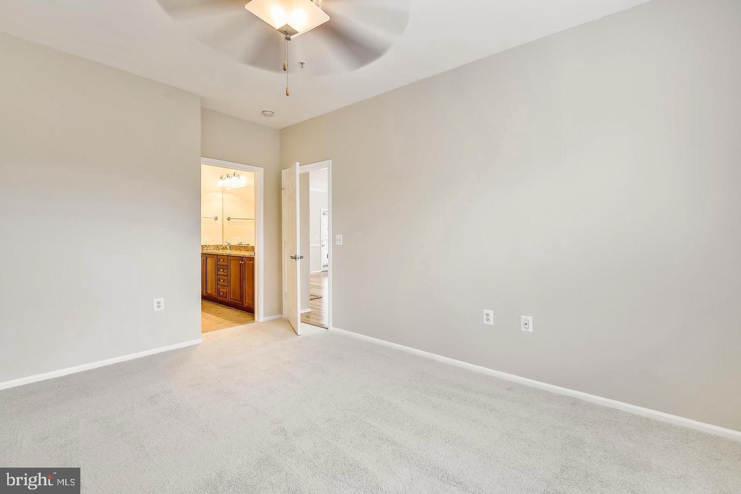 WHITE FLINT STATION - Residential