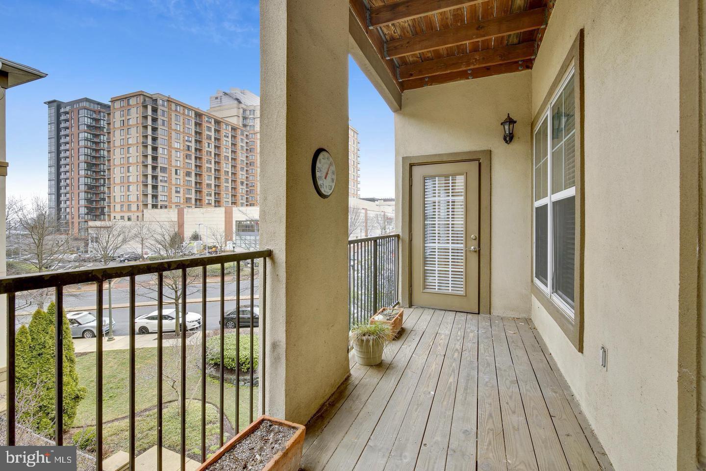 WHITE FLINT STATION - Residential