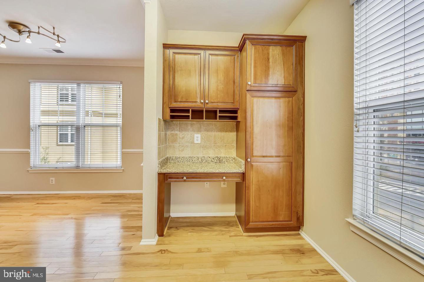 WHITE FLINT STATION - Residential