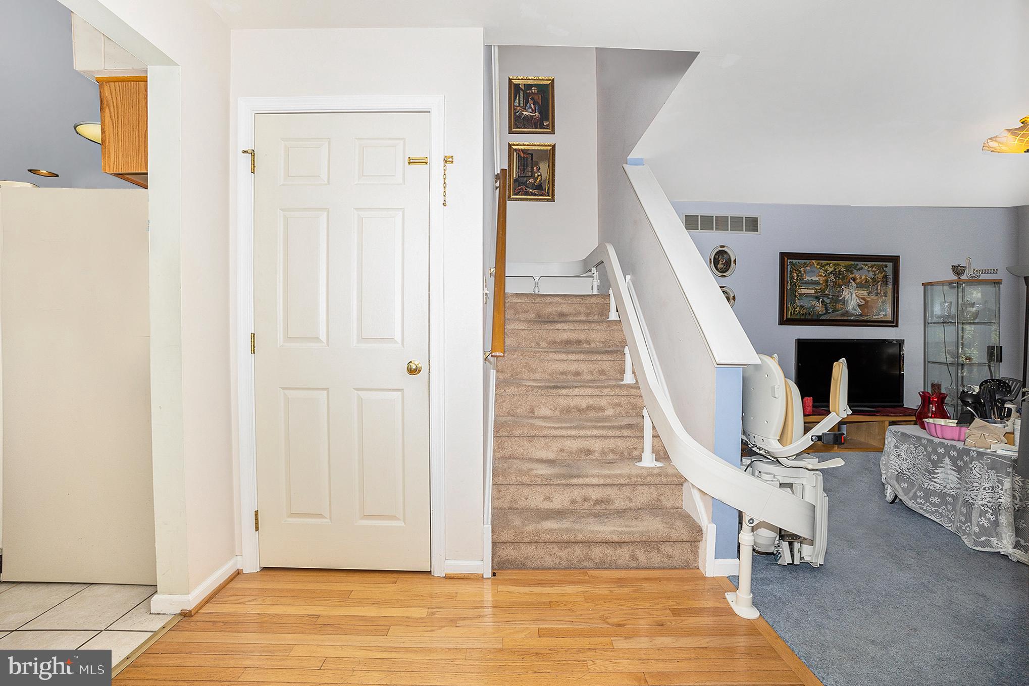 STONEGATE - Residential