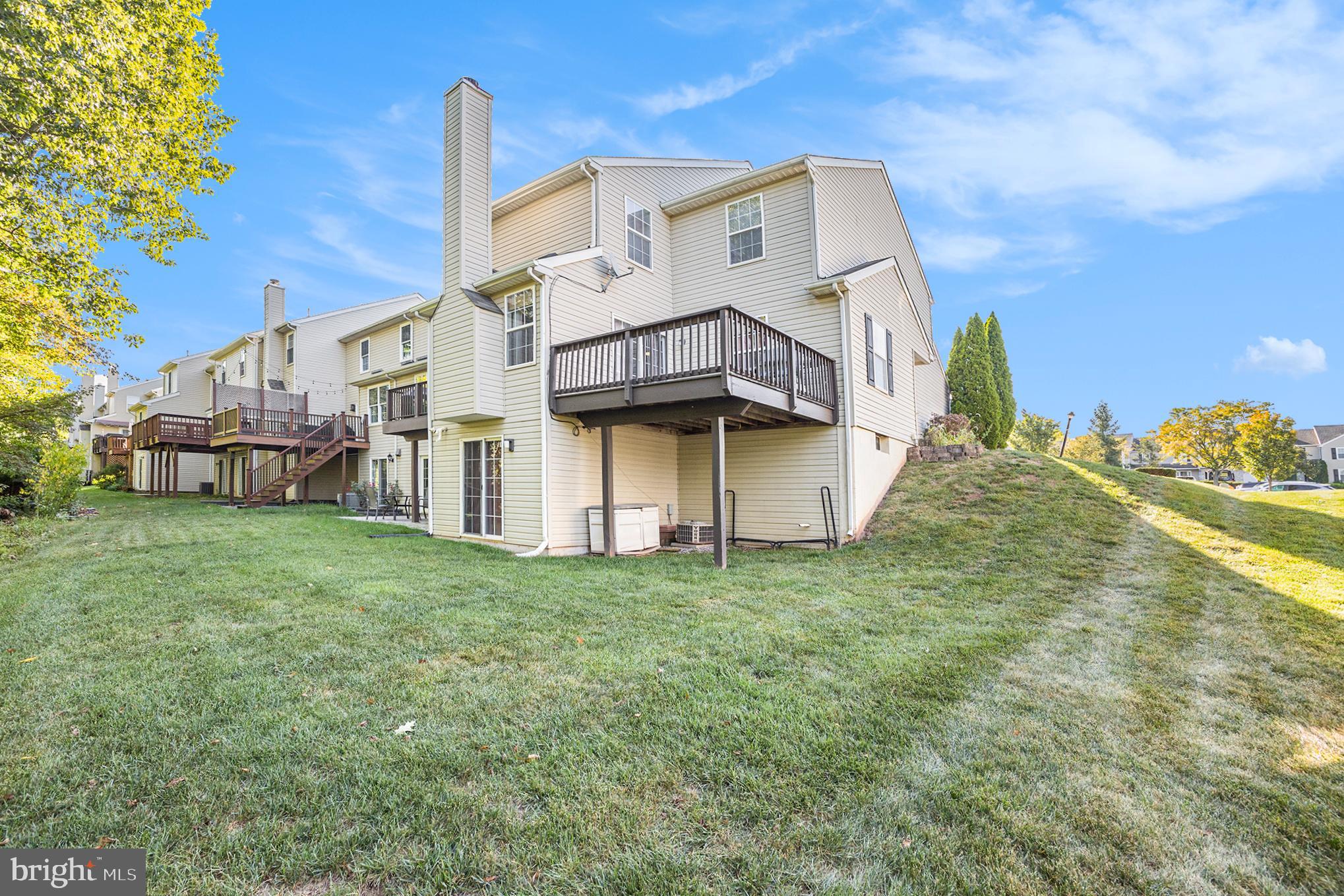 STONEGATE - Residential