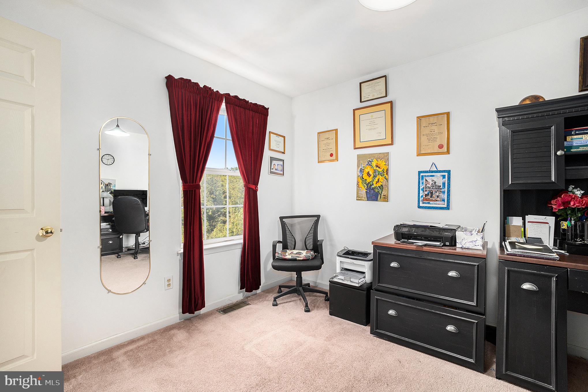 STONEGATE - Residential