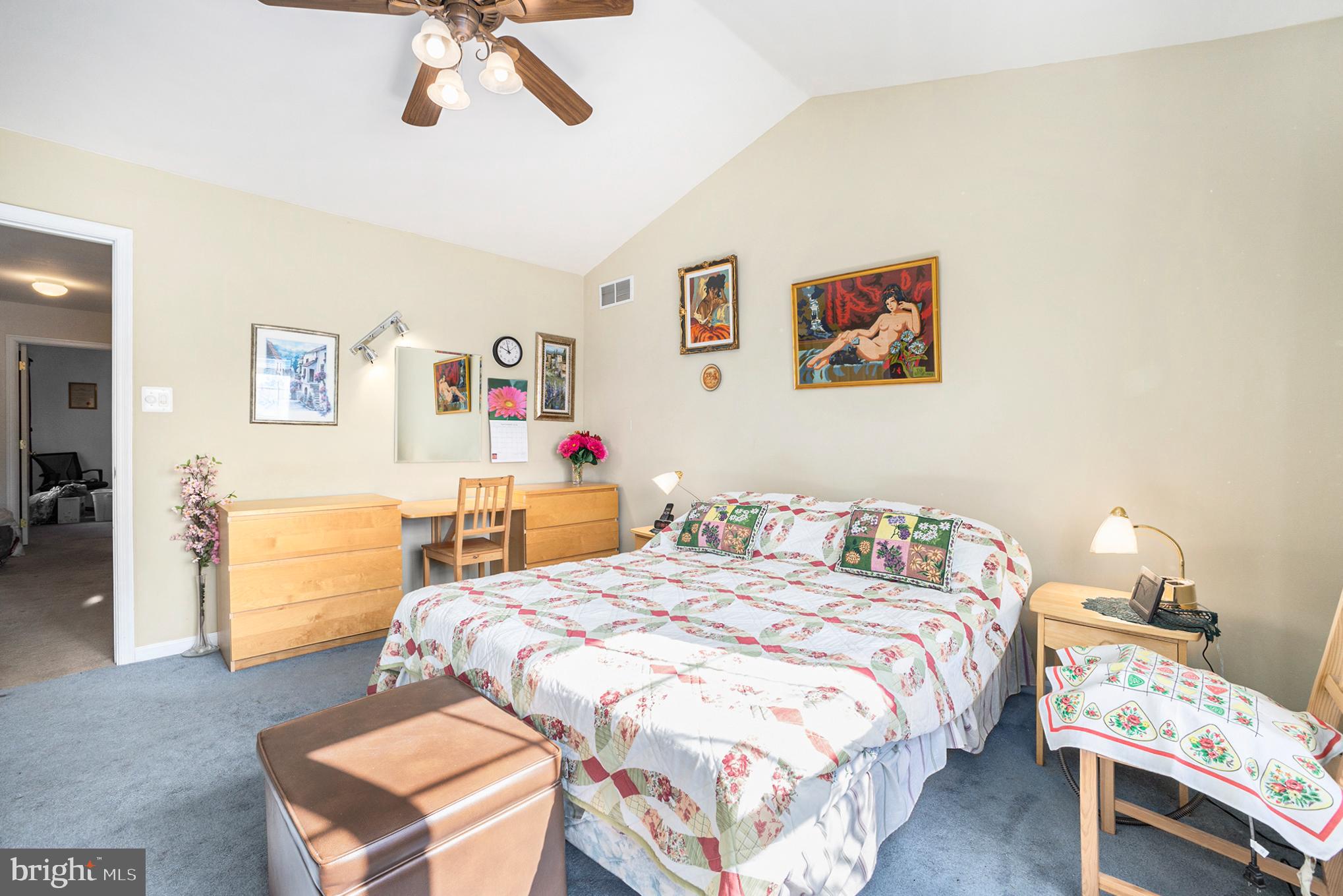 STONEGATE - Residential