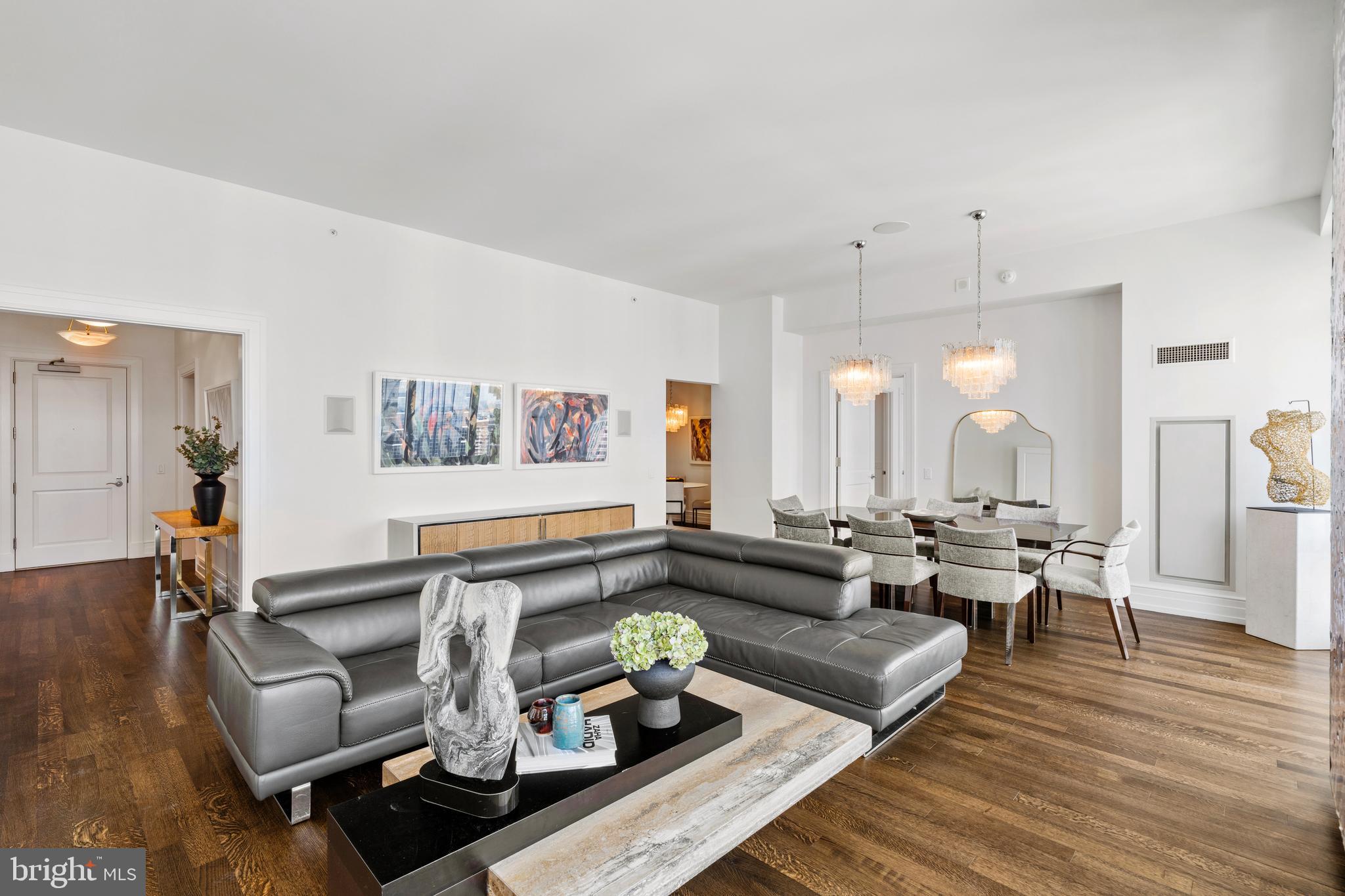 RITTENHOUSE SQUARE - Residential