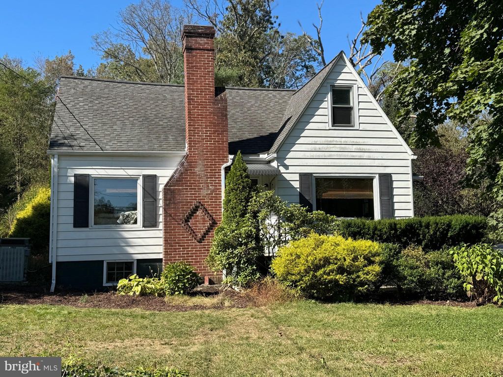 Photo of 10126 Raystown Road, HUNTINGDON, PA 16652 (MLS # PAHU2023870)
