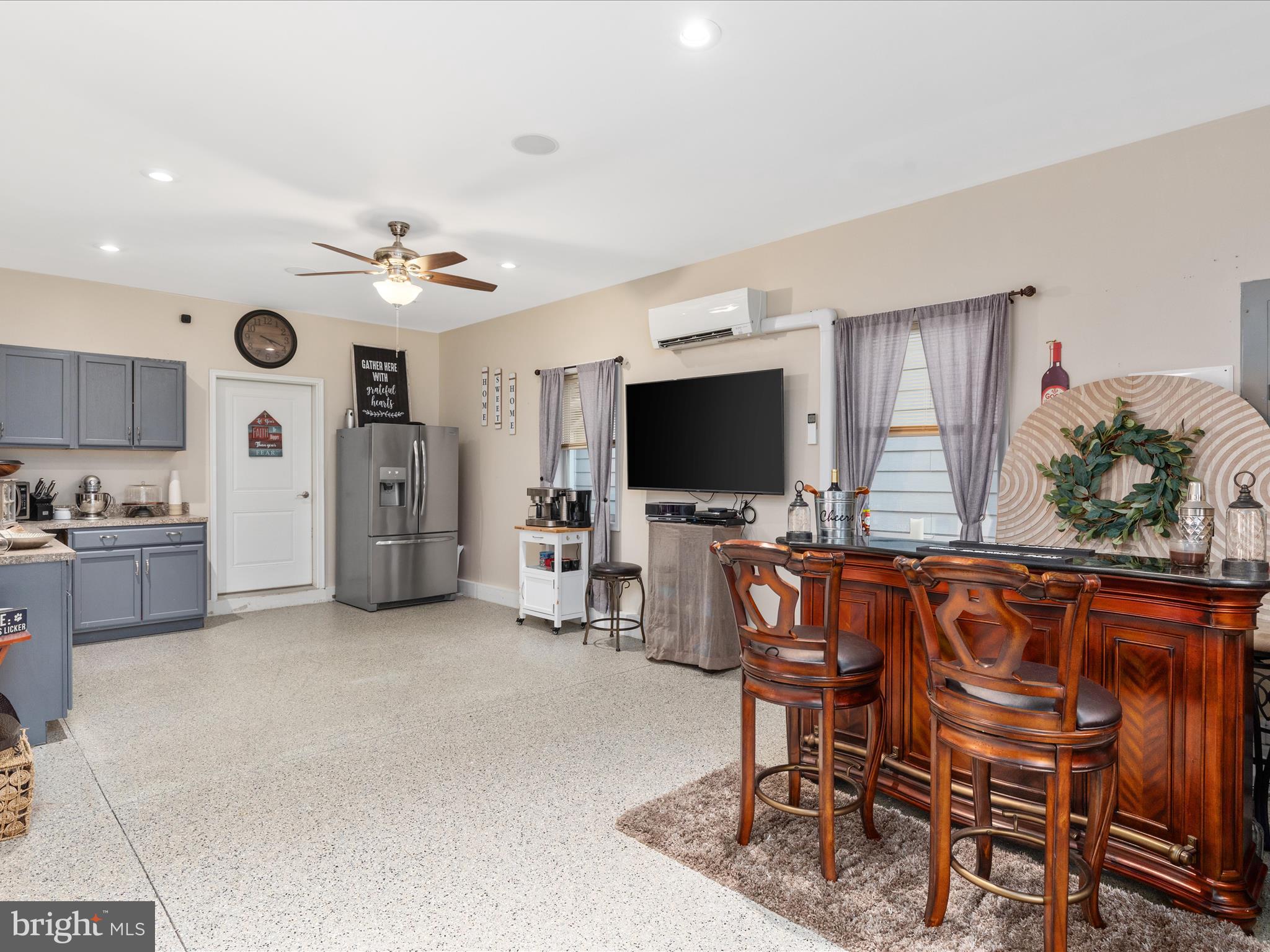 THE VILLAGE AT CEDAR CREEK - Residential