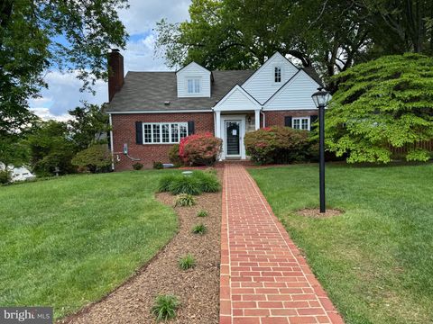 3901 RIDGE ROAD ANNANDALE VA 22003