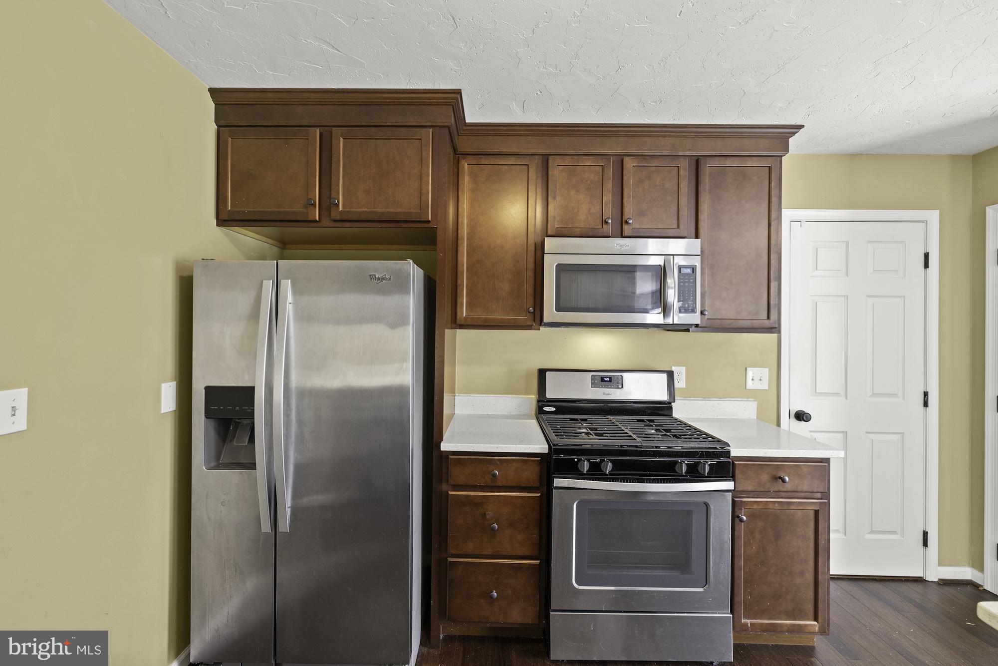 HUNTERS CROSSING - Residential