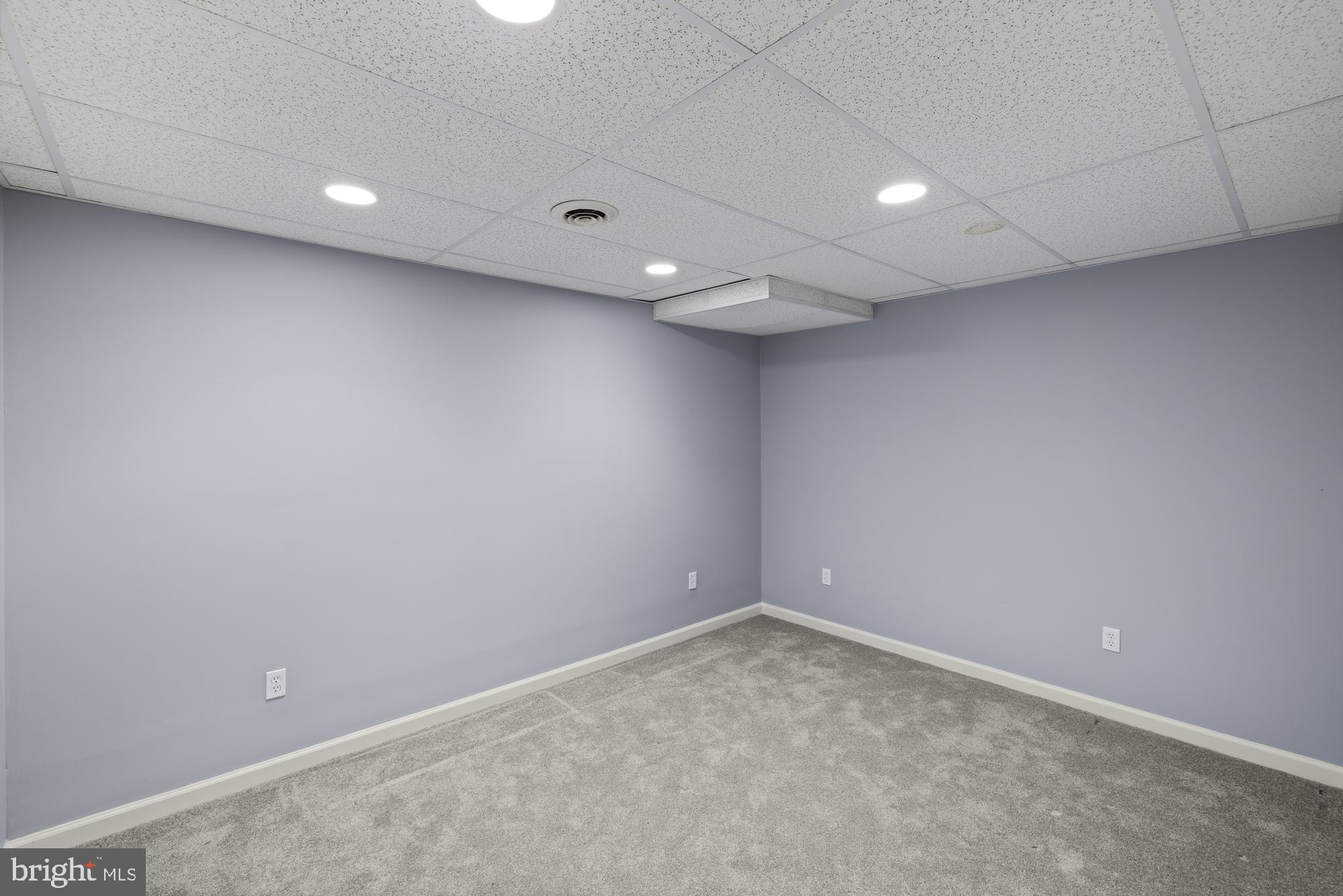 HUNTERS CROSSING - Residential