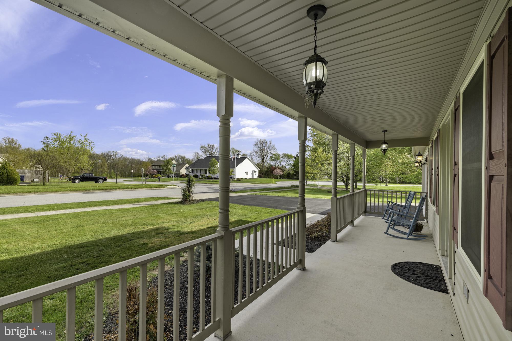 HUNTERS CROSSING - Residential