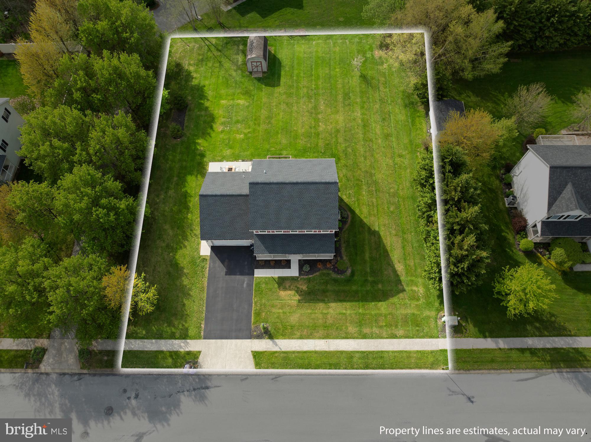 HUNTERS CROSSING - Residential