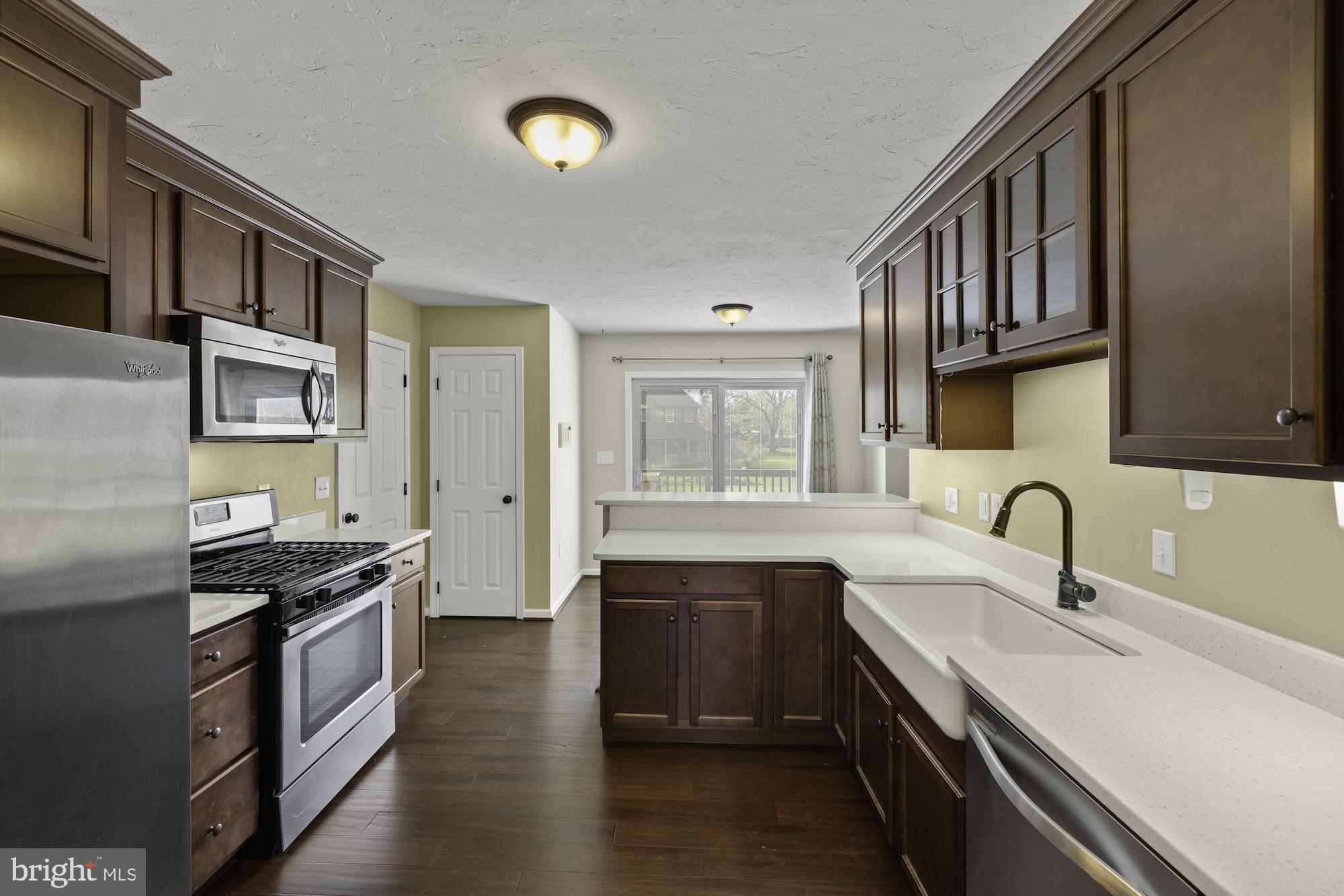 HUNTERS CROSSING - Residential