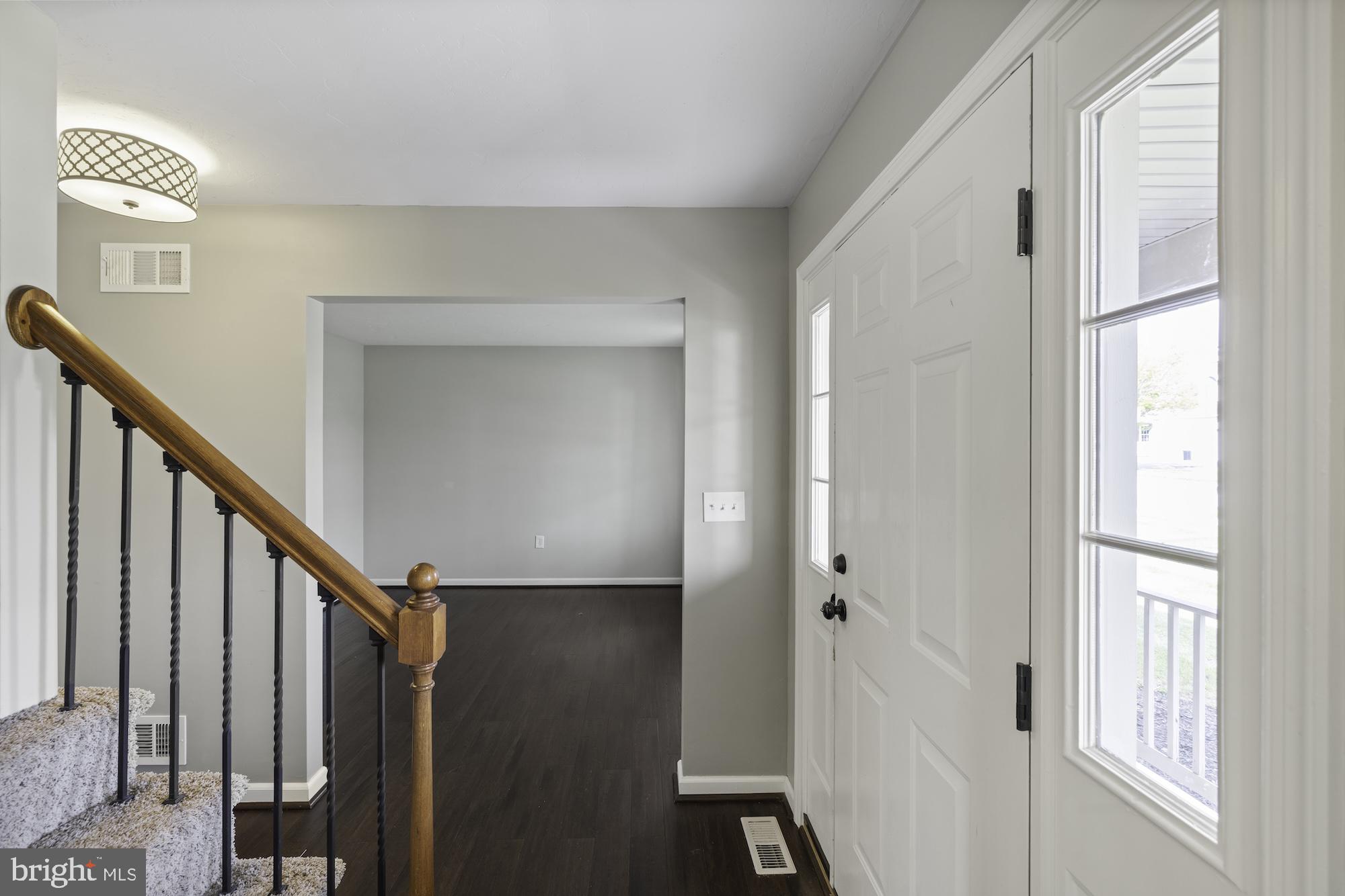 HUNTERS CROSSING - Residential