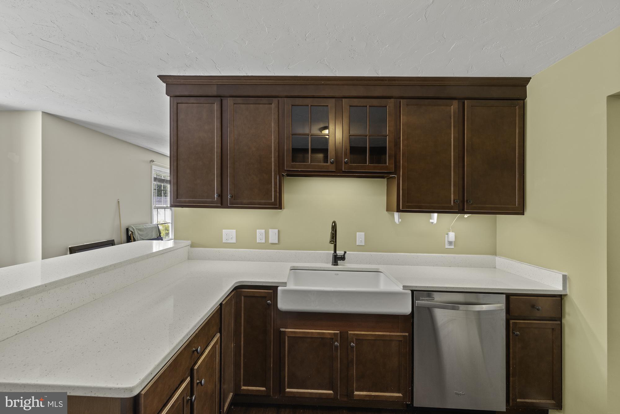 HUNTERS CROSSING - Residential