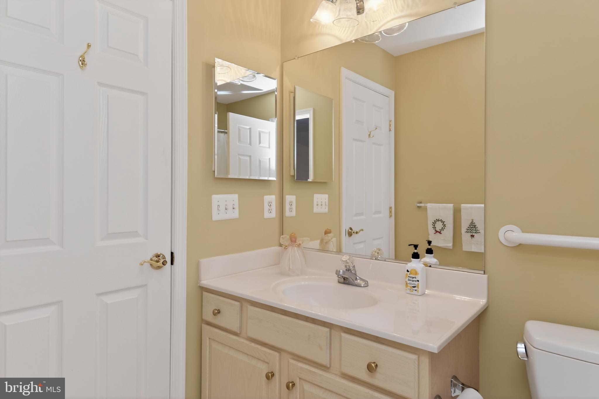 CROFTON COLONY - Residential