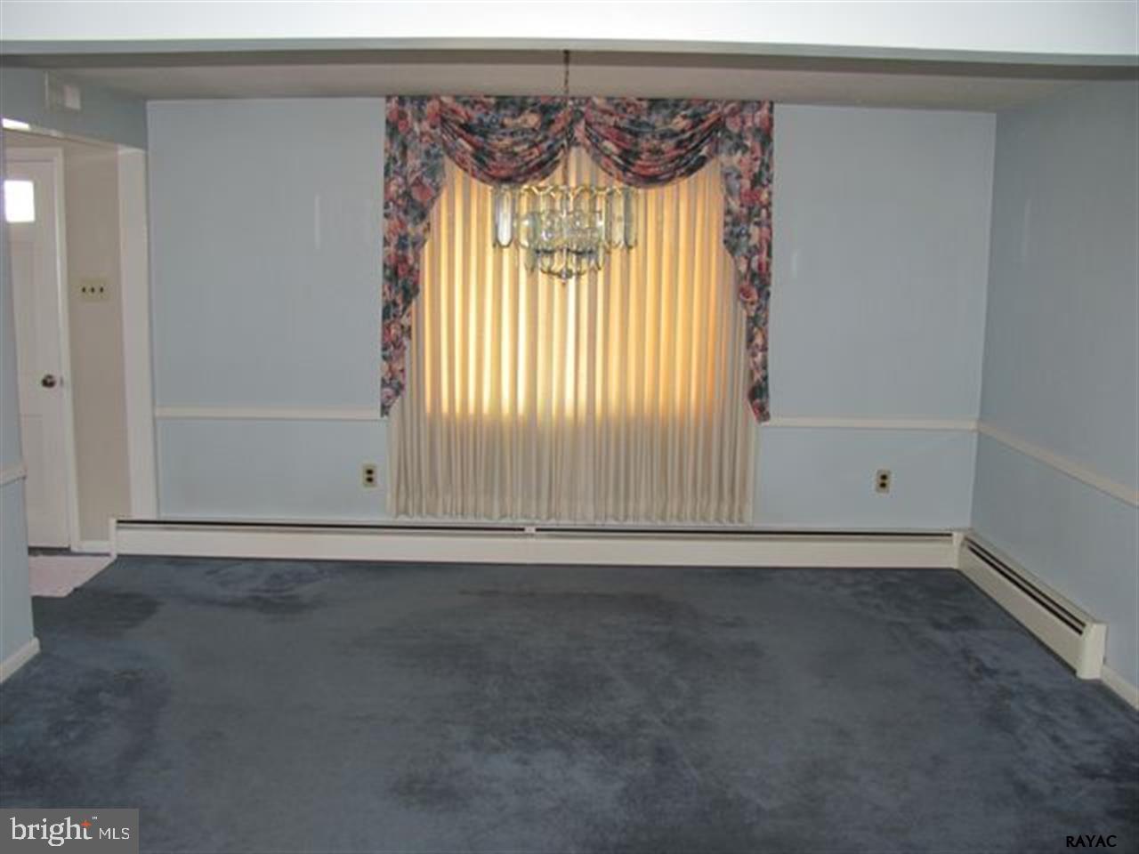 PARADISE HILLS - Residential