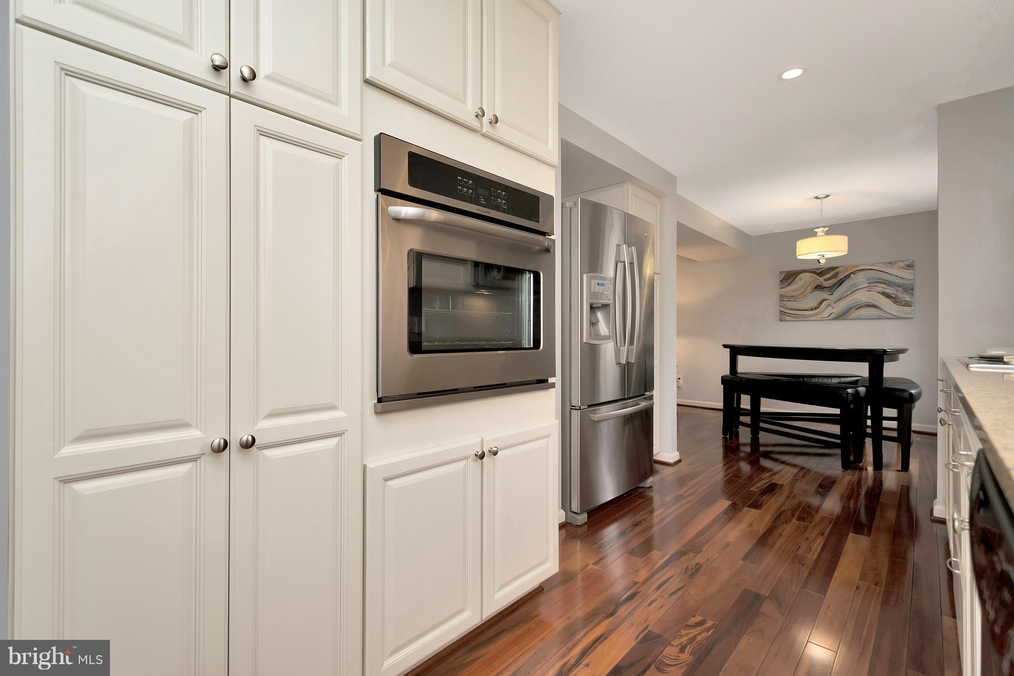 WALTON - Residential