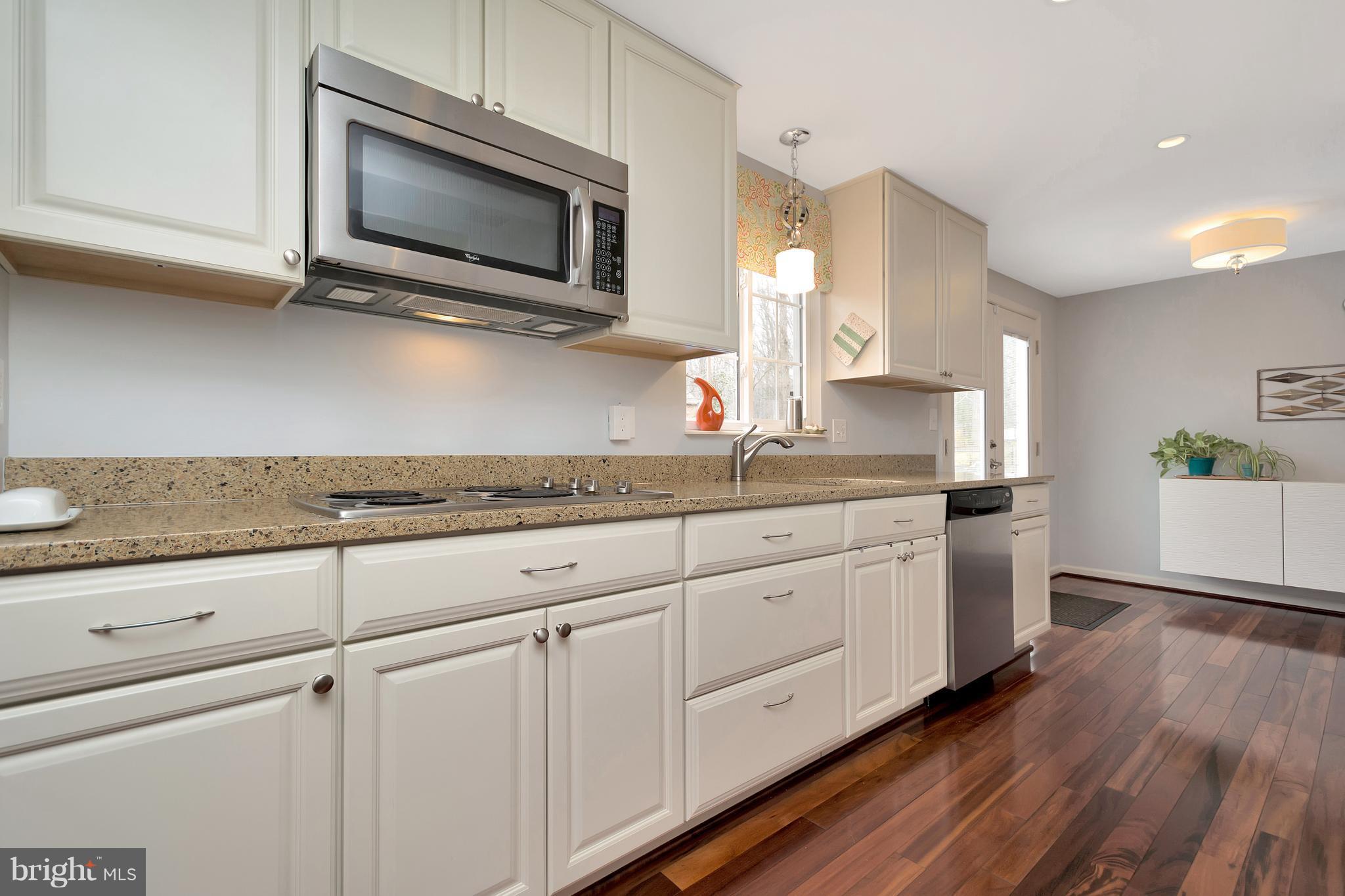 WALTON - Residential