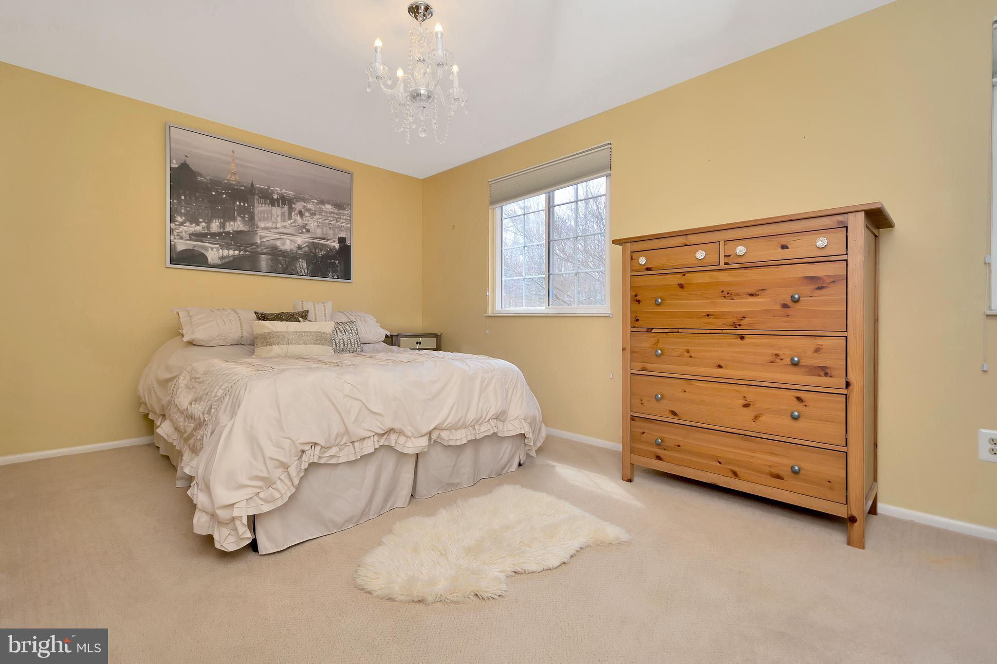 WALTON - Residential