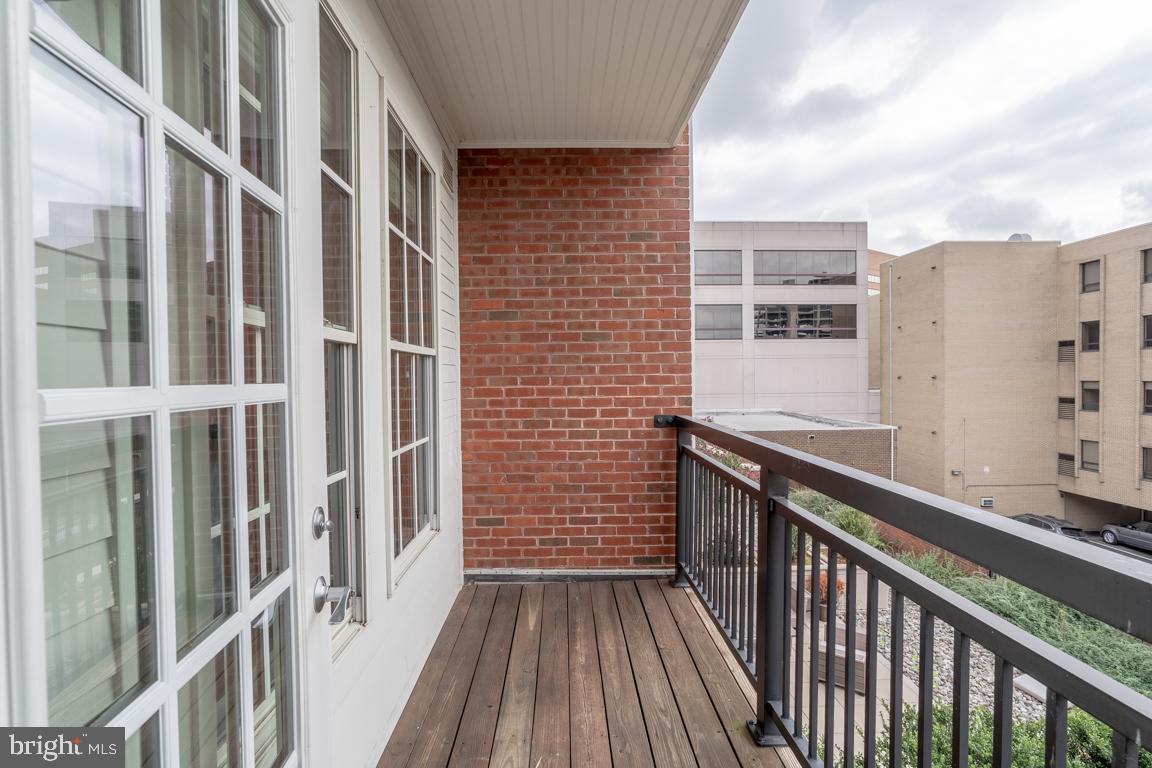 ABINGDON ROW - Residential