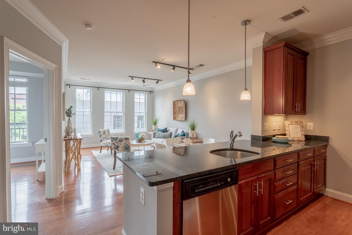 ABINGDON ROW - Residential