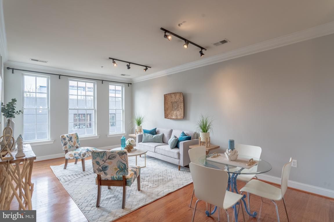 ABINGDON ROW - Residential