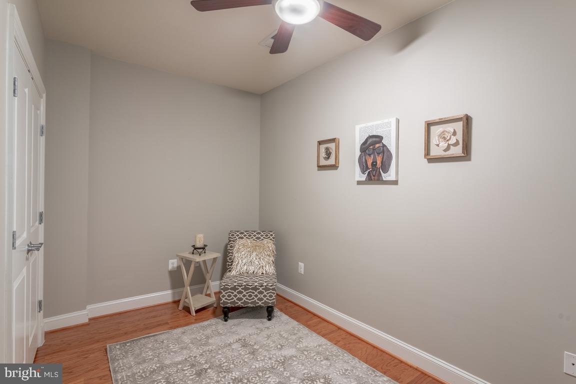 ABINGDON ROW - Residential