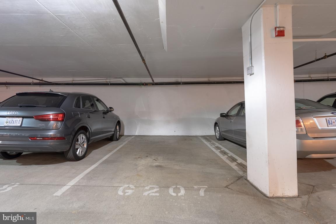 ABINGDON ROW - Residential