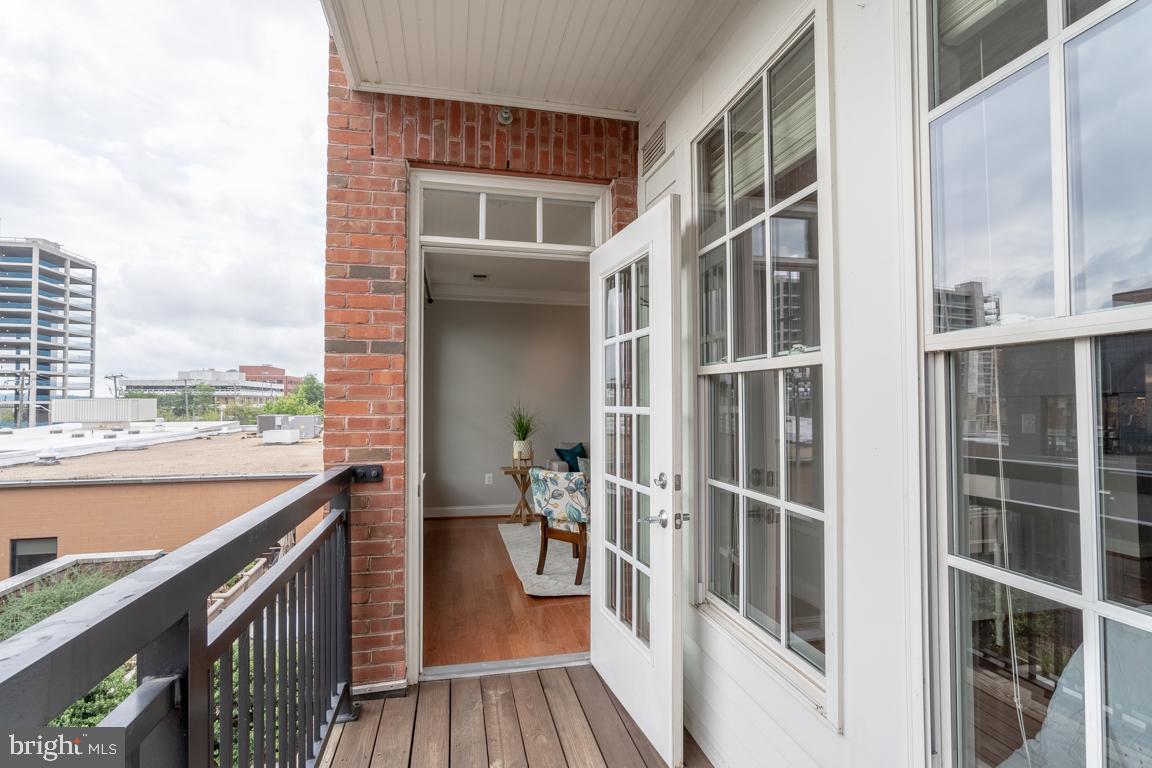 ABINGDON ROW - Residential