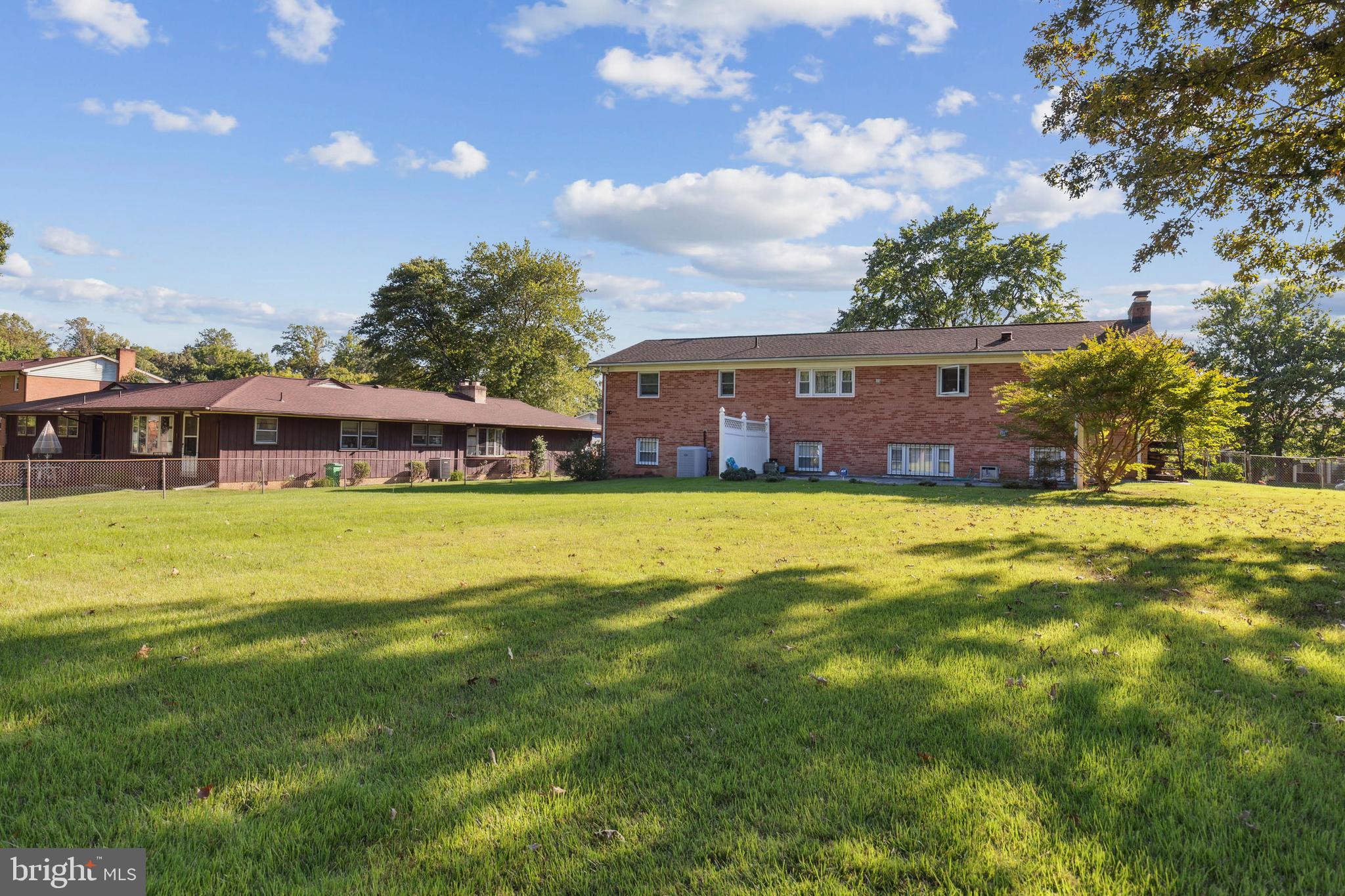 WILLIAMS WALK - Residential