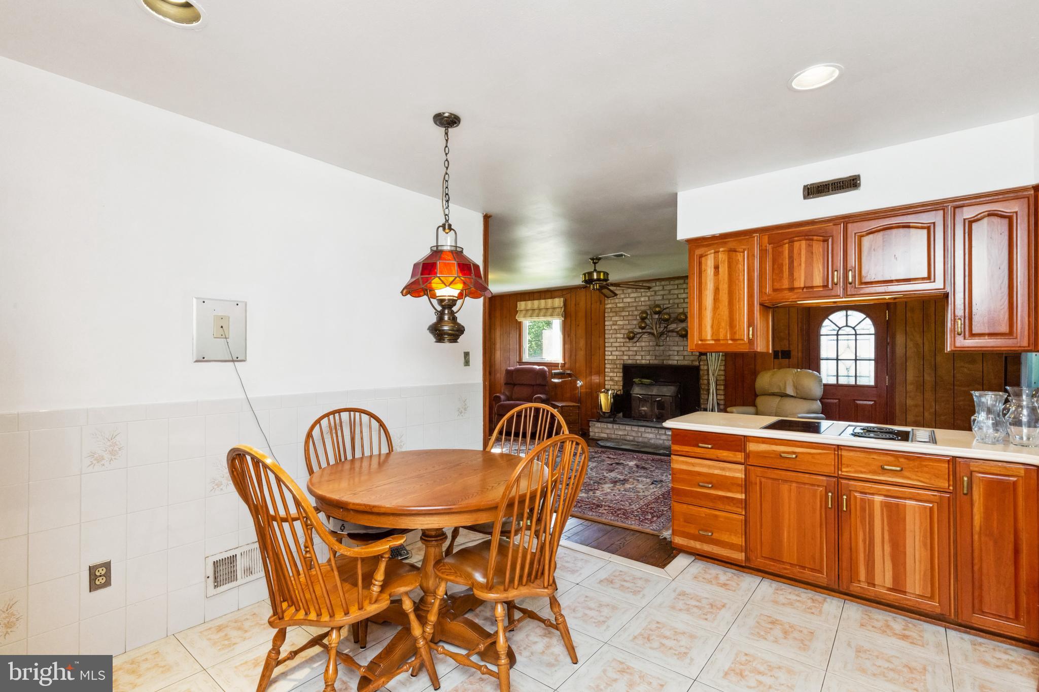 WILLIAMS WALK - Residential