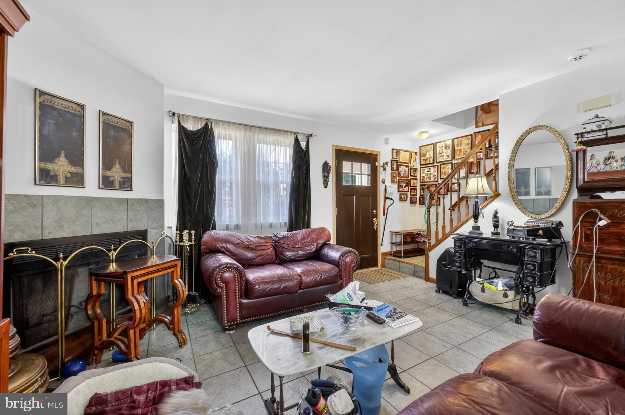 2371 BELLEVUE AVENUE