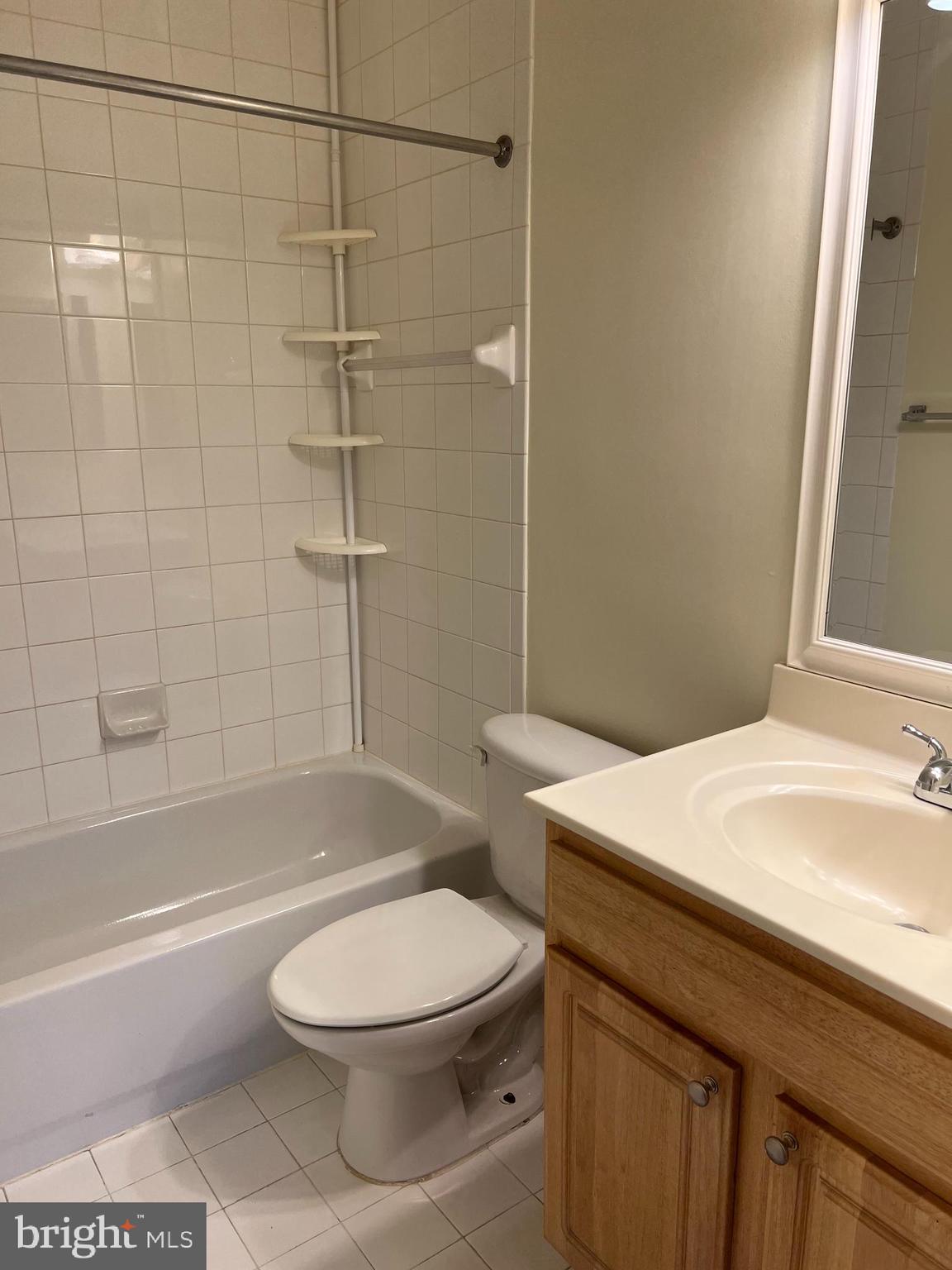 MONTGOMERY CHASE CODM - Residential Lease