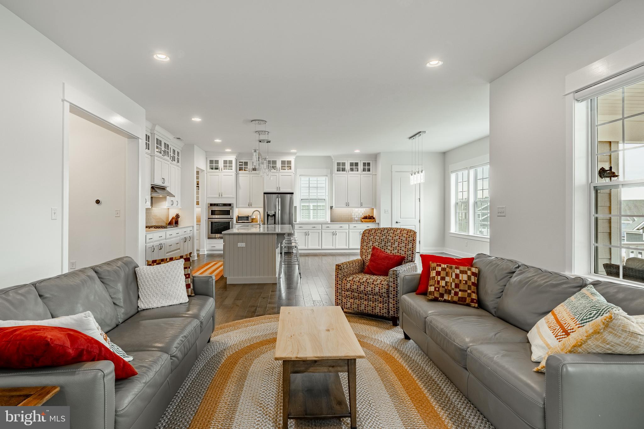 SPRING OAK - Residential