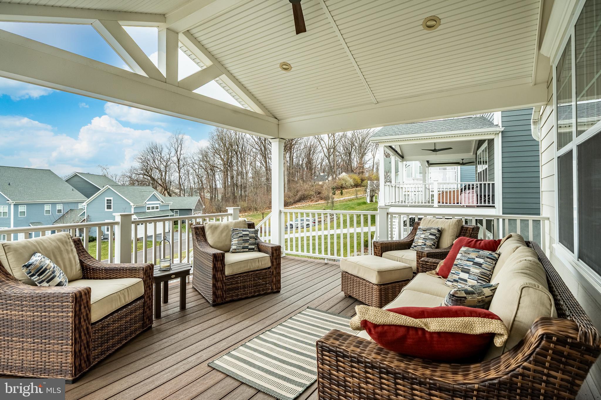 SPRING OAK - Residential