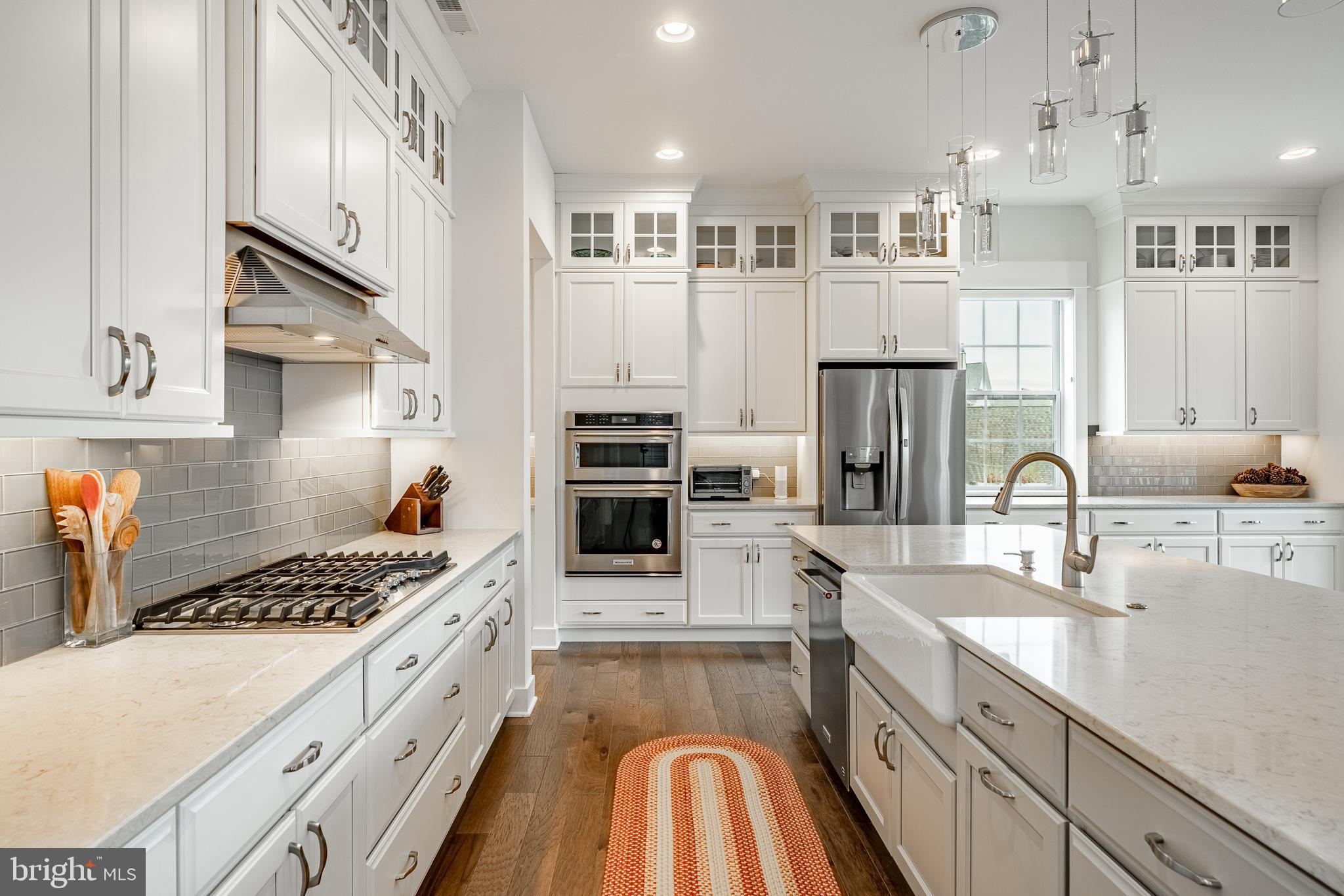 SPRING OAK - Residential